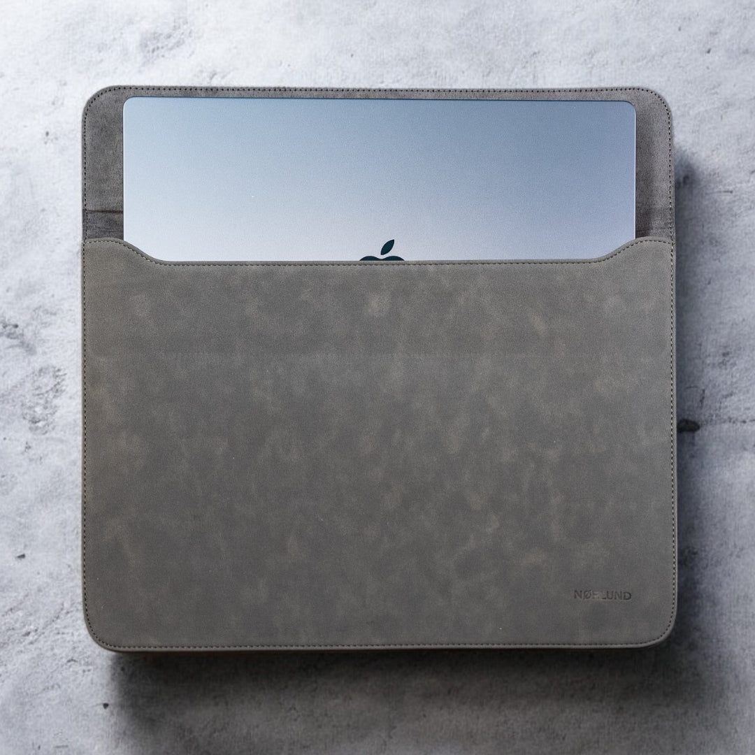 Midnight Fjørd | Premium laptop sleeve